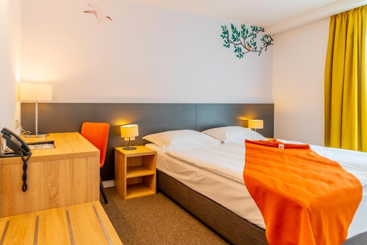 Hotel Park Superior 3* Cakovec Exterior photo