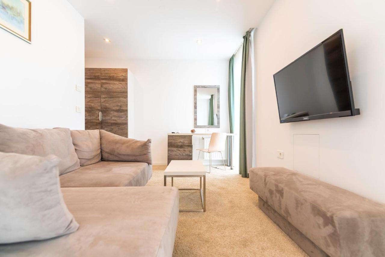Hotel Park Superior 3* Cakovec Exterior photo